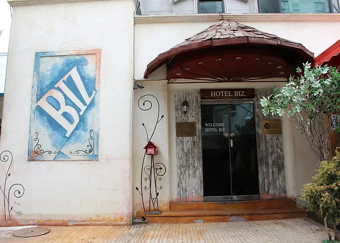 Biz Jongro - Insa-dong Seoul